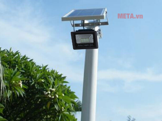 Đèn năng lượng mặt trời Solar