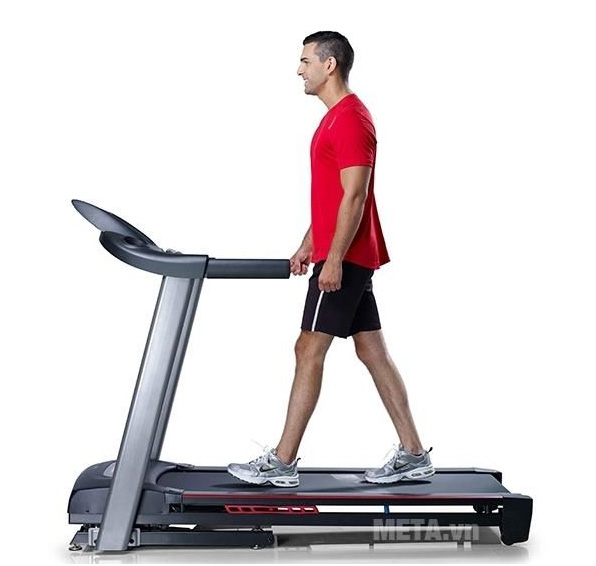 Máy chạy bộ điện Johnson 6.1T