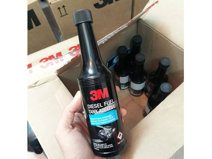Phụ gia đổ bình dầu làm sạch hệ thống nhiên liệu (3M Diesel Fuel Tank Additive 8815)