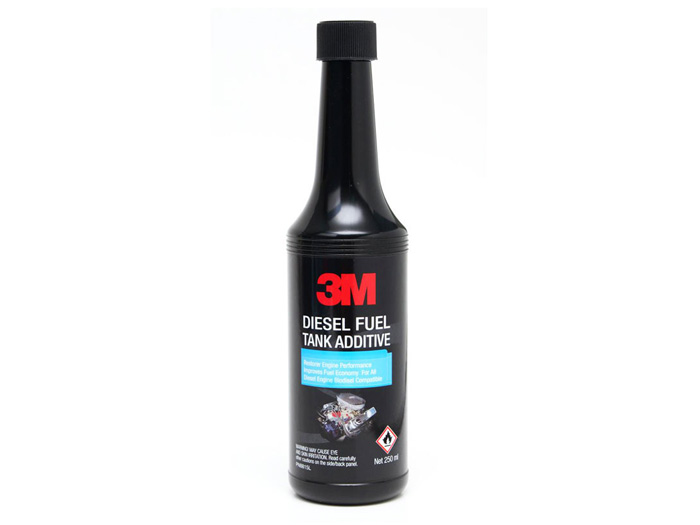 Phụ gia đổ bình dầu làm sạch hệ thống nhiên liệu (3M Diesel Fuel Tank Additive 8815)