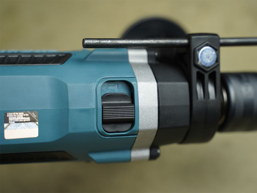 Makita M8100KX2B 