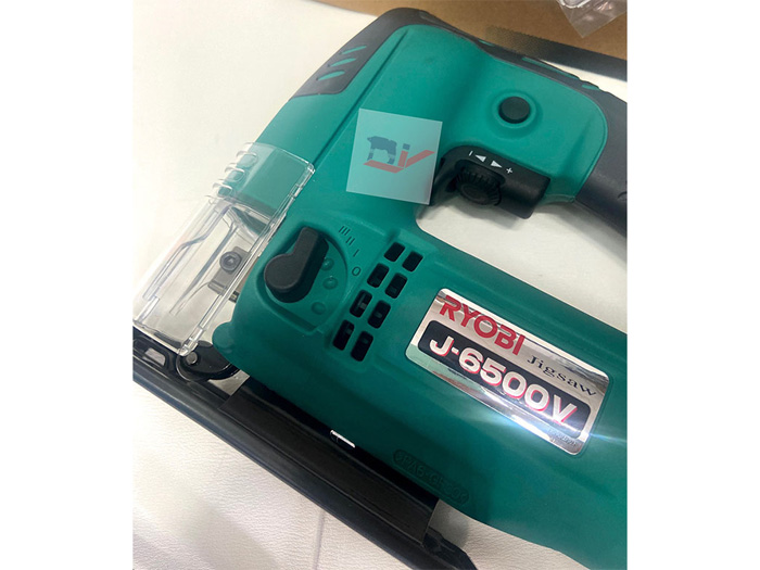 Máy cưa lọng Ryobi J-6500V