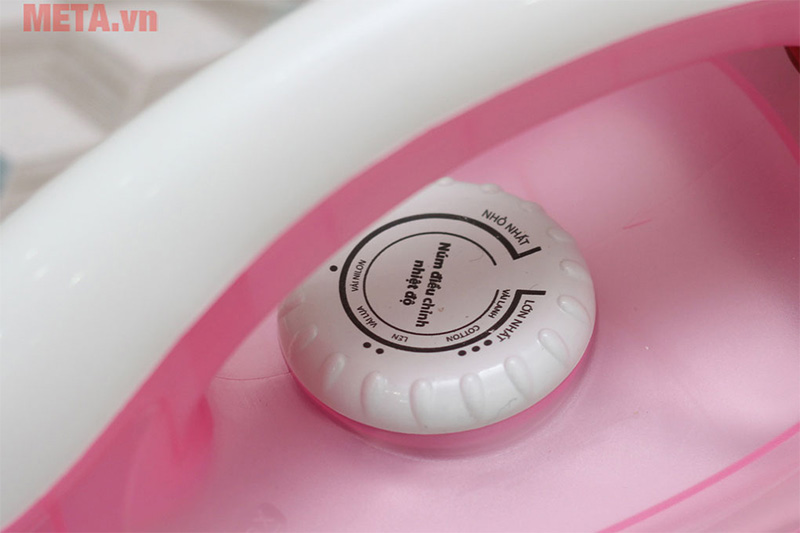 Bàn là khô Sunhouse SHD1072