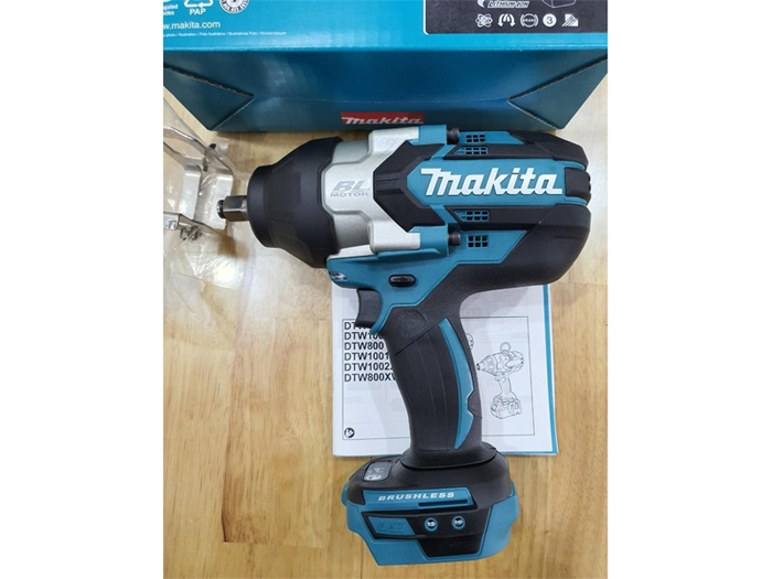 Máy siết bu lông dùng pin Makita DTW1002Z