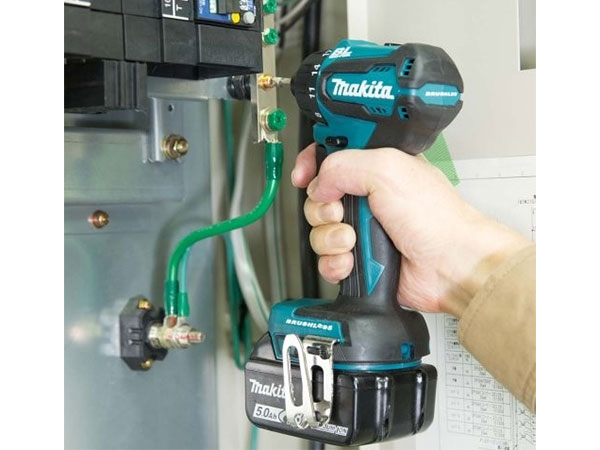 Makita DDF083Z 18V