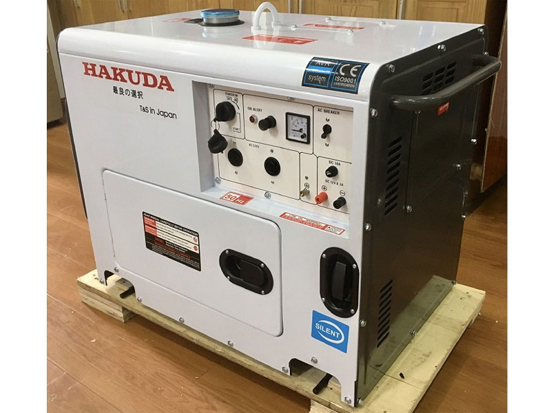Máy phát điện chạy dầu Hakuda  