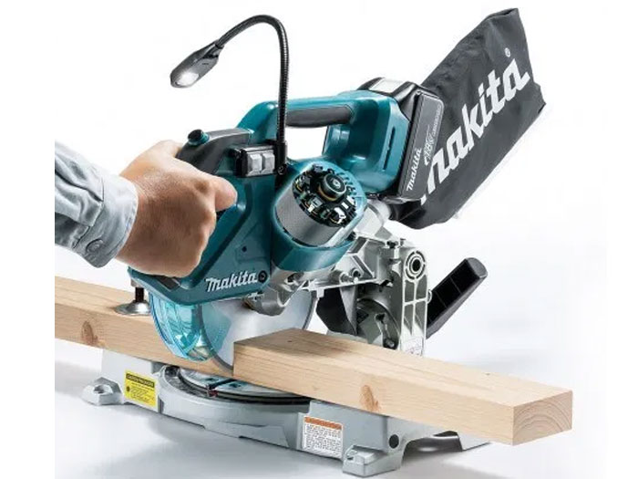 Máy cưa đa góc để bàn dùng pin Makita DLS600Z