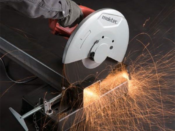 Maktec MT243