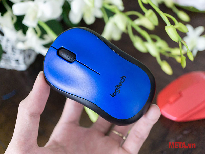 Chuột không dây Logitech M221 Silent