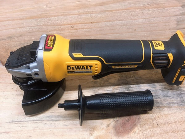 Dewalt DCG413B 20V