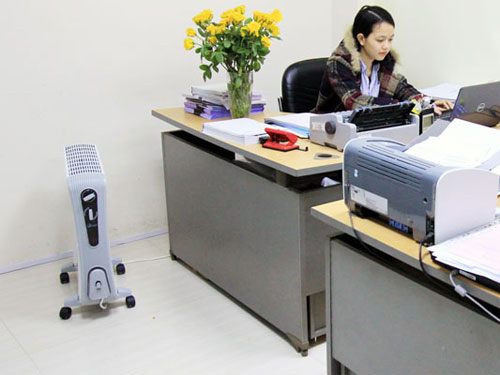Máy sưởi đối lưu văn phòng