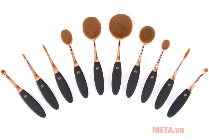 Bộ cọ trang điểm chuyên nghiệp 10 món RIO BRCH