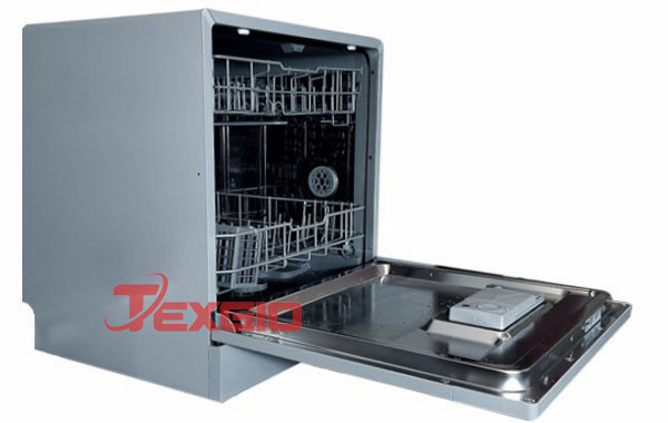 Thiết kế với các khay giá để đựng bát, đĩa, ly,... tiện lợi