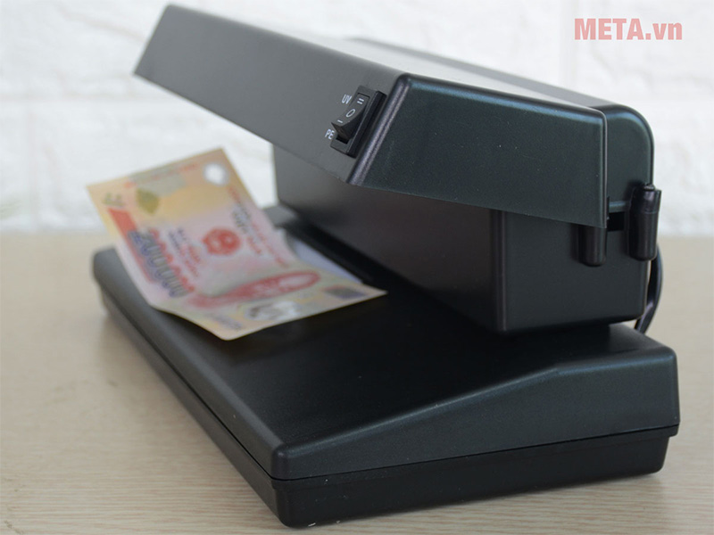 Máy soi tiền giả DL-107