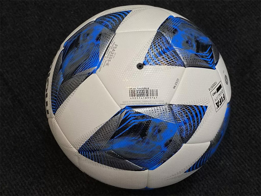 Quả bóng đá Molten F5A3555-K số 5