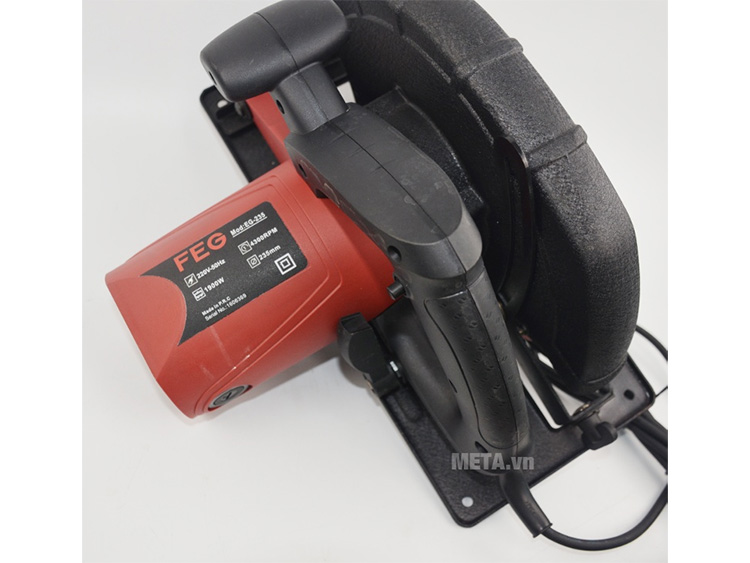 Máy cưa tròn FEG EG-235
