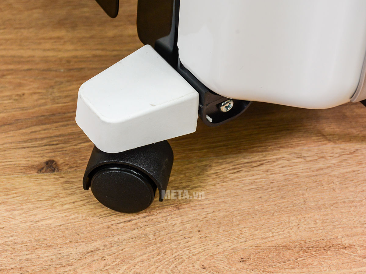 Máy sưởi dầu Tiross TS9218 12 thanh