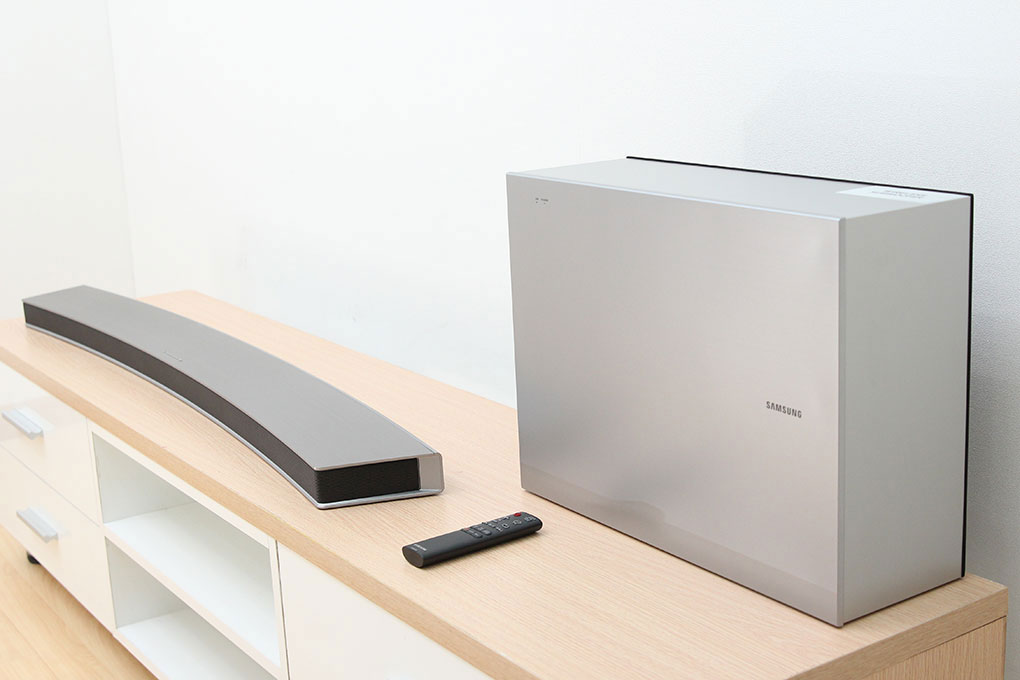 Loa Soundbar Samsung HW-J7501R/XV được tích hợp nhiều công nghệ âm thanh