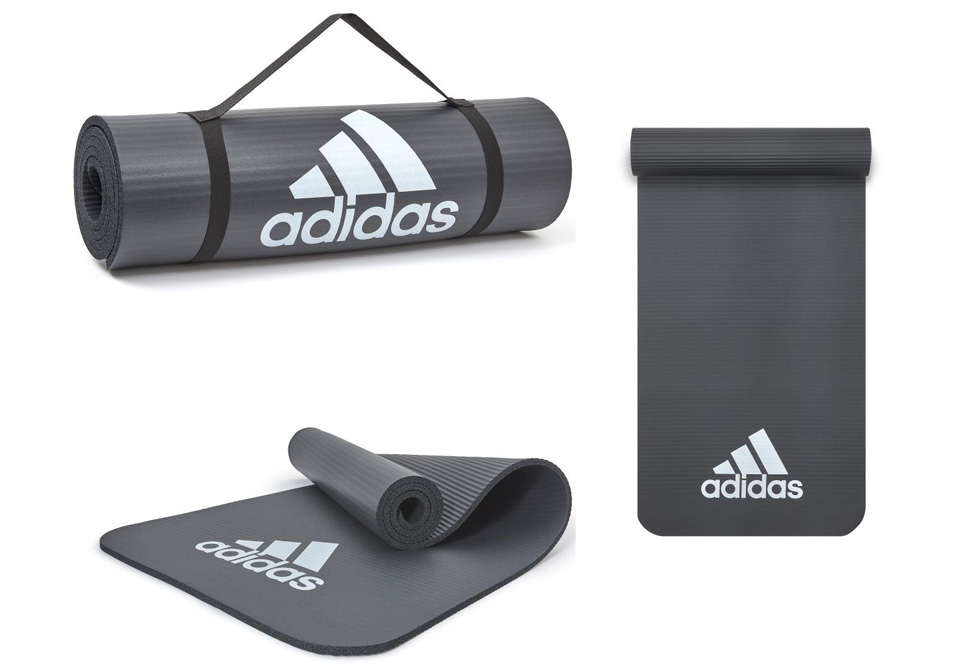 Sản xuất bởi thương hiệu thể thao đình đảm Adidas