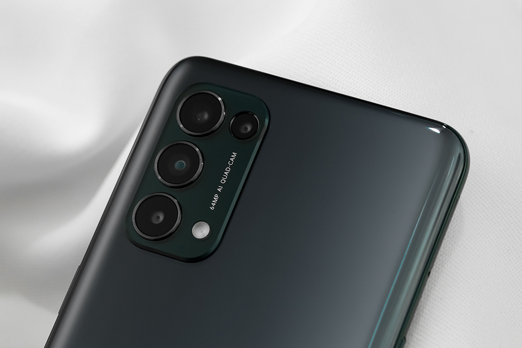 OPPO Reno5