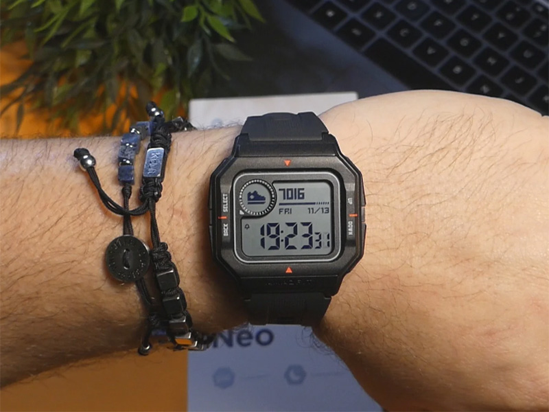 Đồng hồ thể thao Amazfit Neo