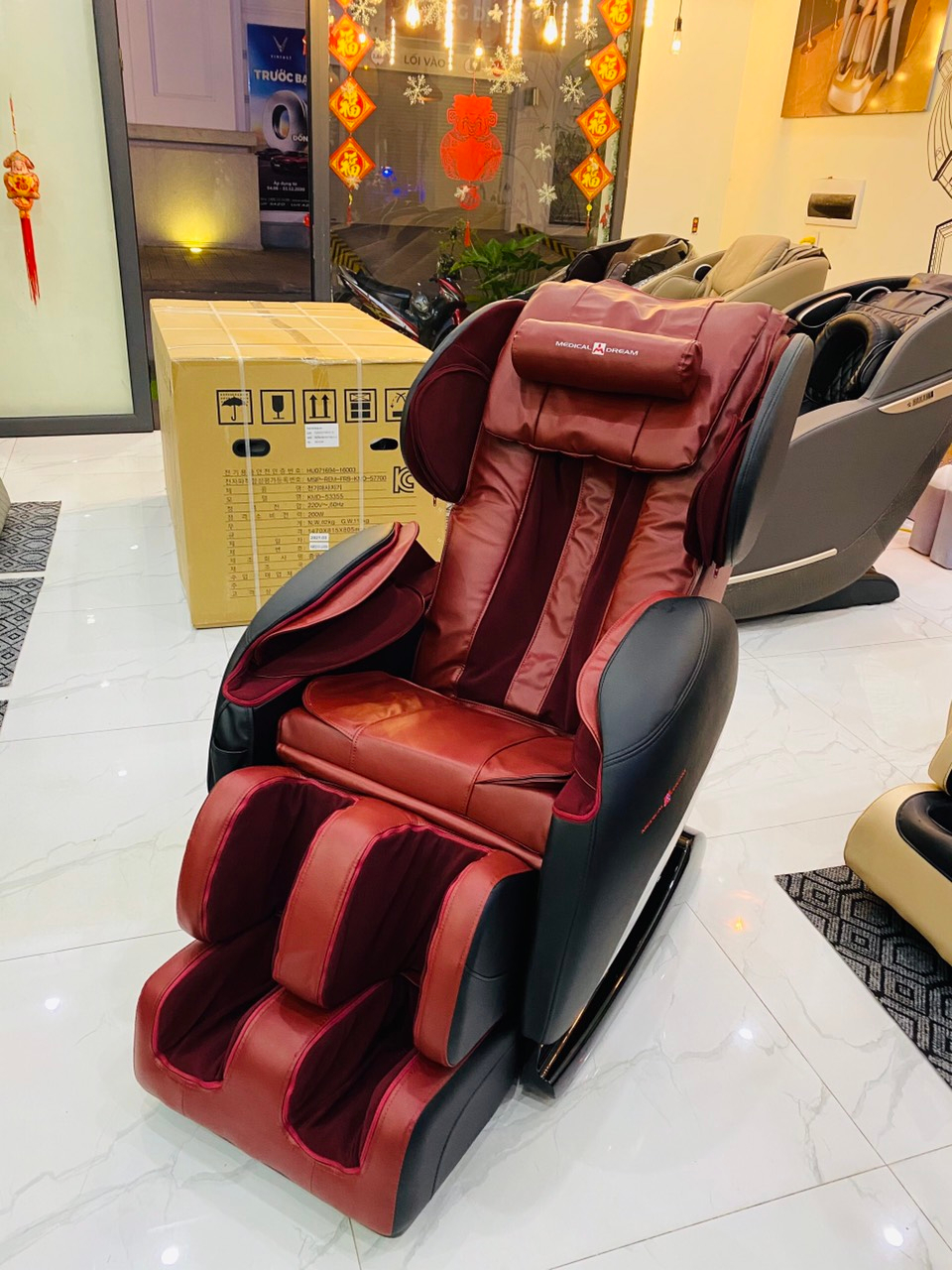 Ghế massage thiết kế hiện đại 