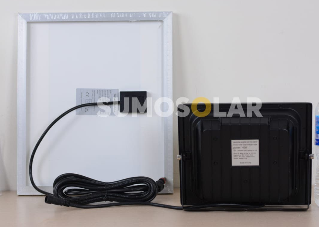 Tấm pin năng lượng mặt trời