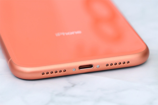 iPhone XR