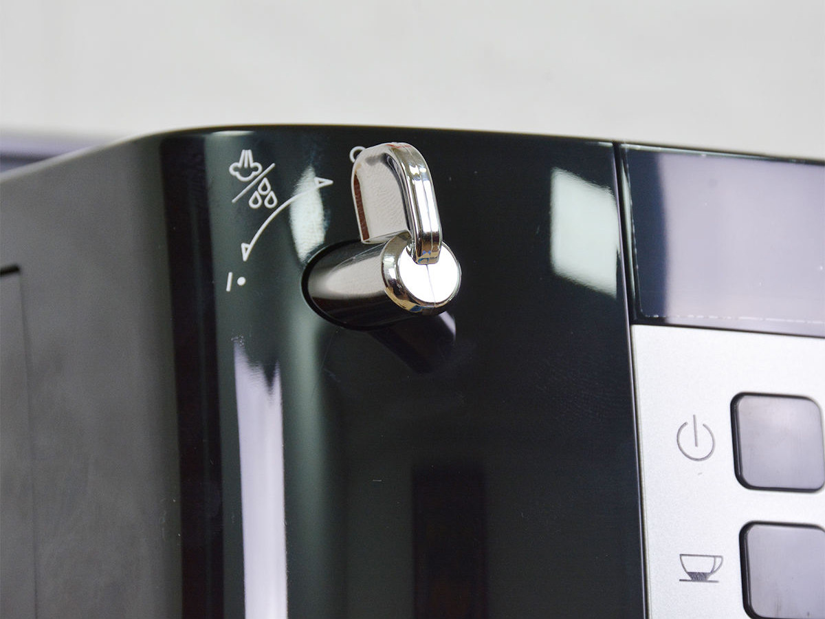 Máy pha cà phê Delonghi ECAM 22.110B