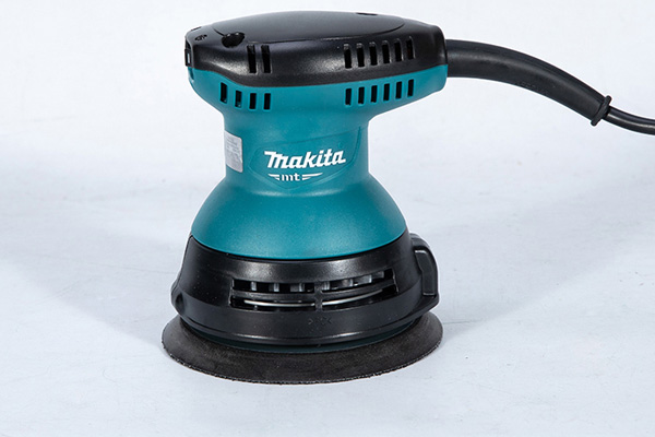 Máy chà nhám quỹ đạo tròn Makita M9202B