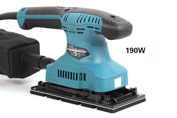 Máy chà nhám rung Makita M9203B