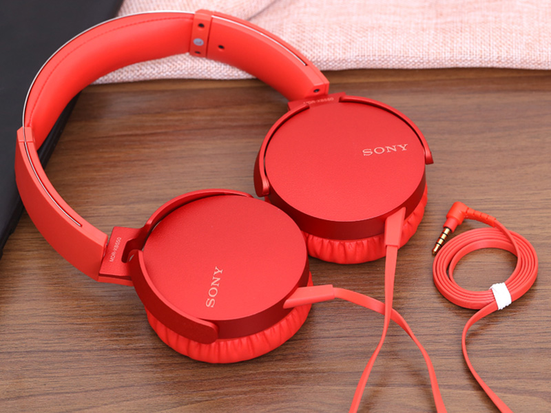 Hình ảnh tai nghe Sony EXTRA BASS™ MDR-XB550AP