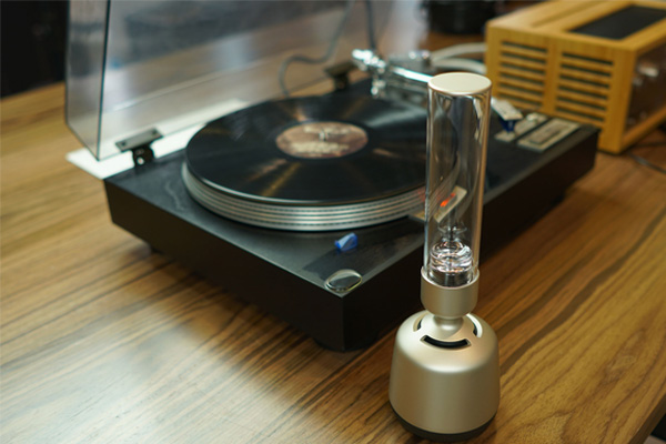 Loa Bluetooth thủy tinh không dây Sony Glass Sound Speaker LSPX-S2
