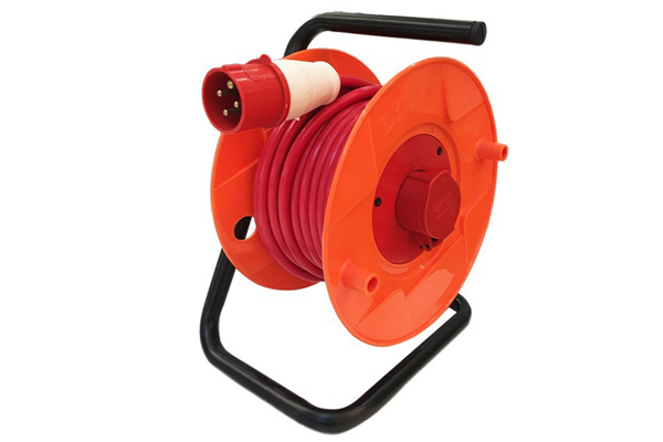 Cuộn dây và ổ cắm 3 pha 4 dây LiOA QT3P25CU-20 (25A)