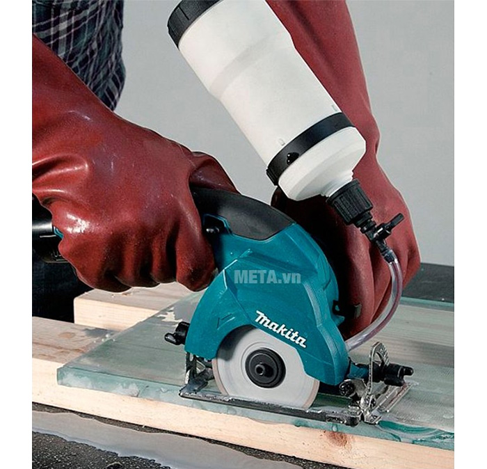 Máy cắt gạch chạy pin Makita CC300DWE