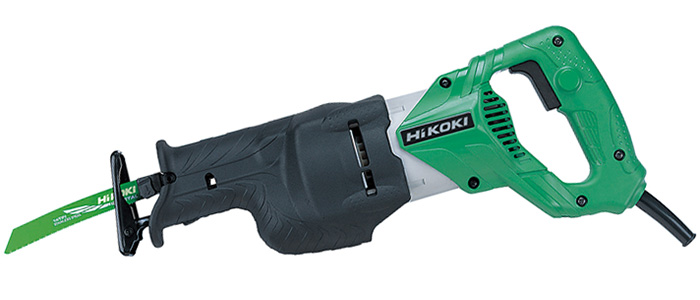 Máy cưa kiếm Hikoki CR13V2 dùng điện cho khả năng hoạt động ổn định và bền bỉ.