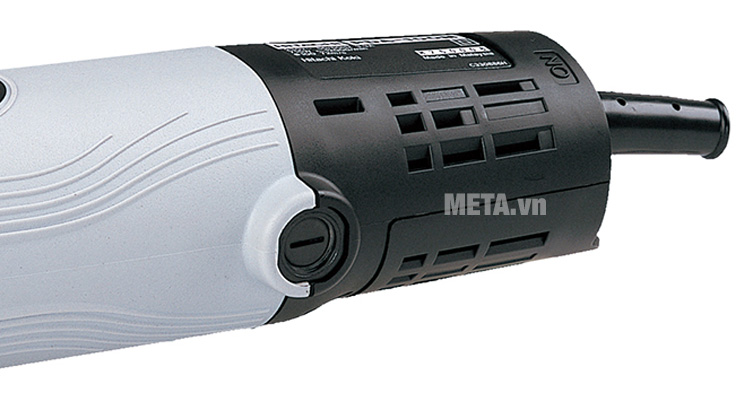 Máy mài Hikoki PDA100M bọc nhựa chỗ tay cầm giúp cầm không bị trơn trượt.