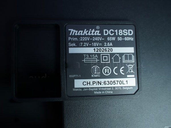 Makita DC18SD