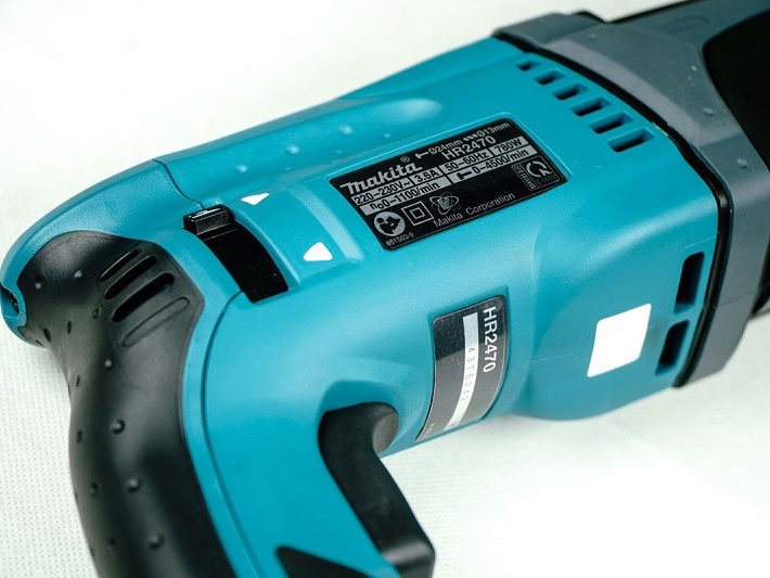 Makita HR2470X5