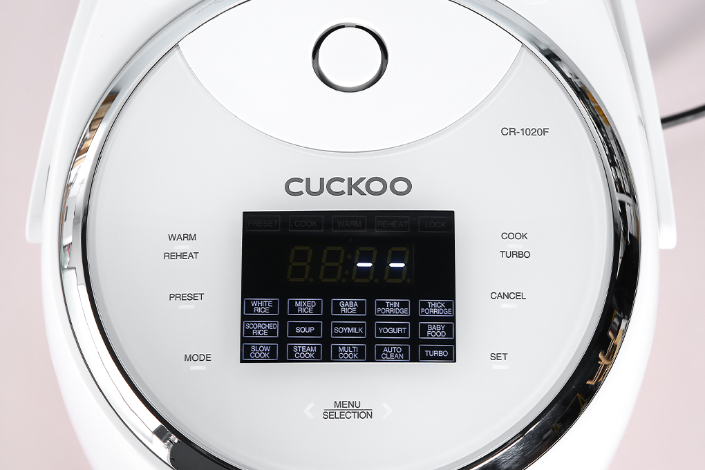 Nồi cơm điện tử Cuckoo CR-1020F có bảng điều khiển cảm ứng