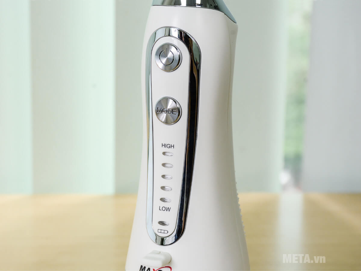 Máy tăm nước cầm tay Maxcare Max456S