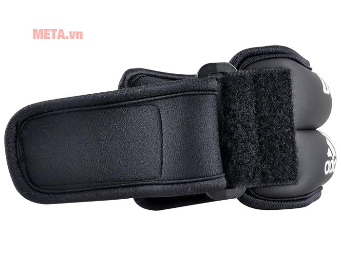 Tạ đeo tay Adidas 0.5kg ADWT-12227