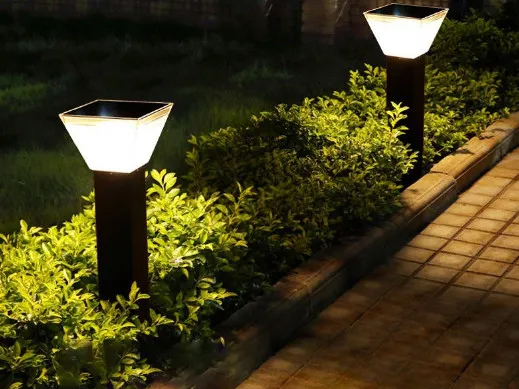 đèn trụ cổng sân vườn