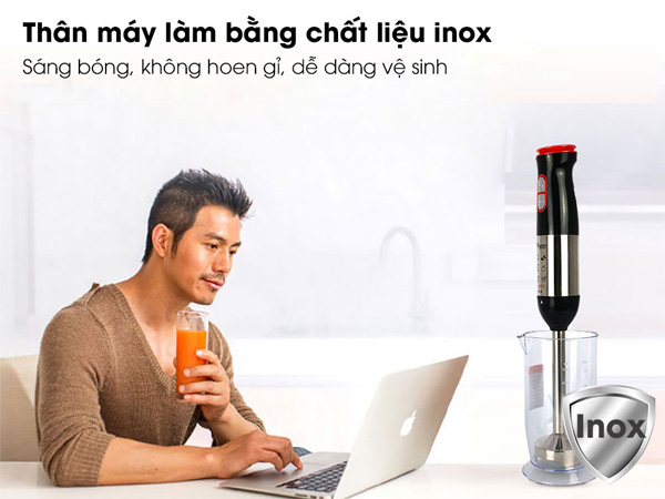 Thân máy làm từ inox không gỉ, an toàn, chắc chắn