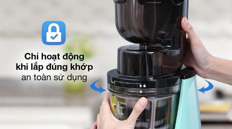 Máy ép chậm Kalite 598 chỉ hoạt động khi lắp đúng khớp