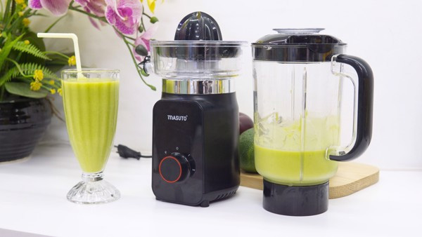 Máy gồm 2 tính năng là xay sinh tố và vắt cam