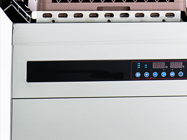 Bảng điều khiển dễ thao tác