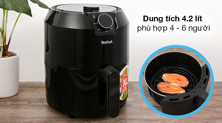 Nồi chiên không dầu EY201815 Tefal sở hữu mức dung tích khá lớn là 4,2 lít