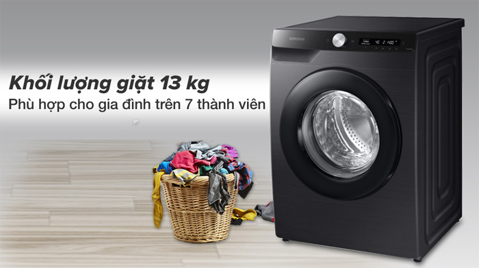 Samsung WW13T504DAB/SV được trang bị khối lượng giặt là 13kg phù hợp với gia đình có từ 7 thành viên trở lên