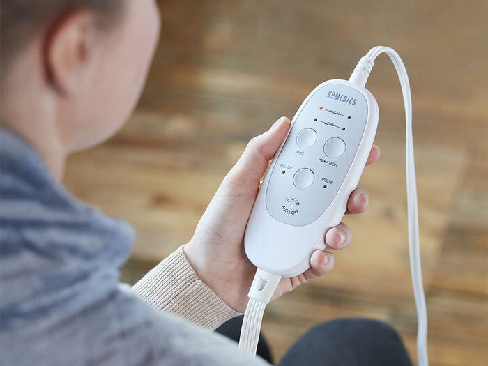 Tấm choàng vai cổ, làm ấm và massage Homedics  